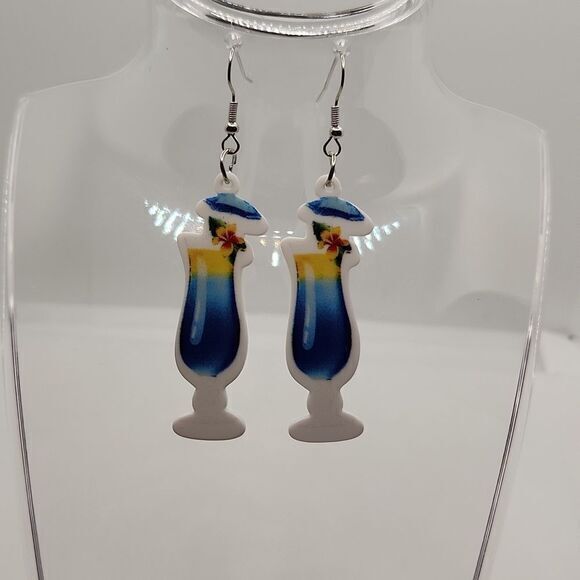 Hawaiian Cocktail Mixed Drink Summer Vacation Bohemian Dangle Acrylic Earrings - Picture 8 of 9